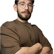 Sono un personal trainer diplomato all’Accademia Invictus, posso aiutarti a migliorare la tua forma fisica anche se parti da zero!